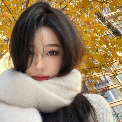 50英尺高的女人